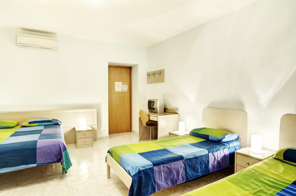 Bed & Breakfast Da Tina Guardialfiera Rom bilde
